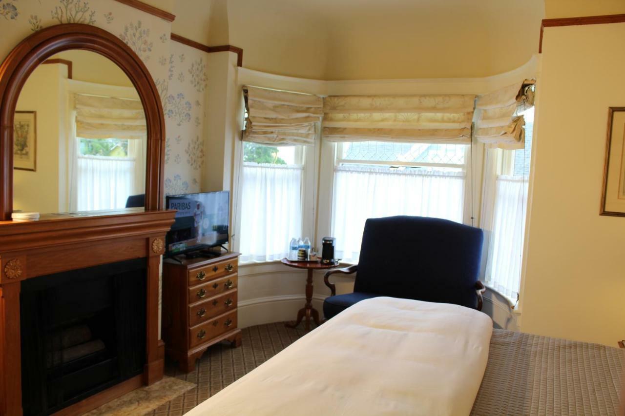 Pacific Grove Inn Экстерьер фото